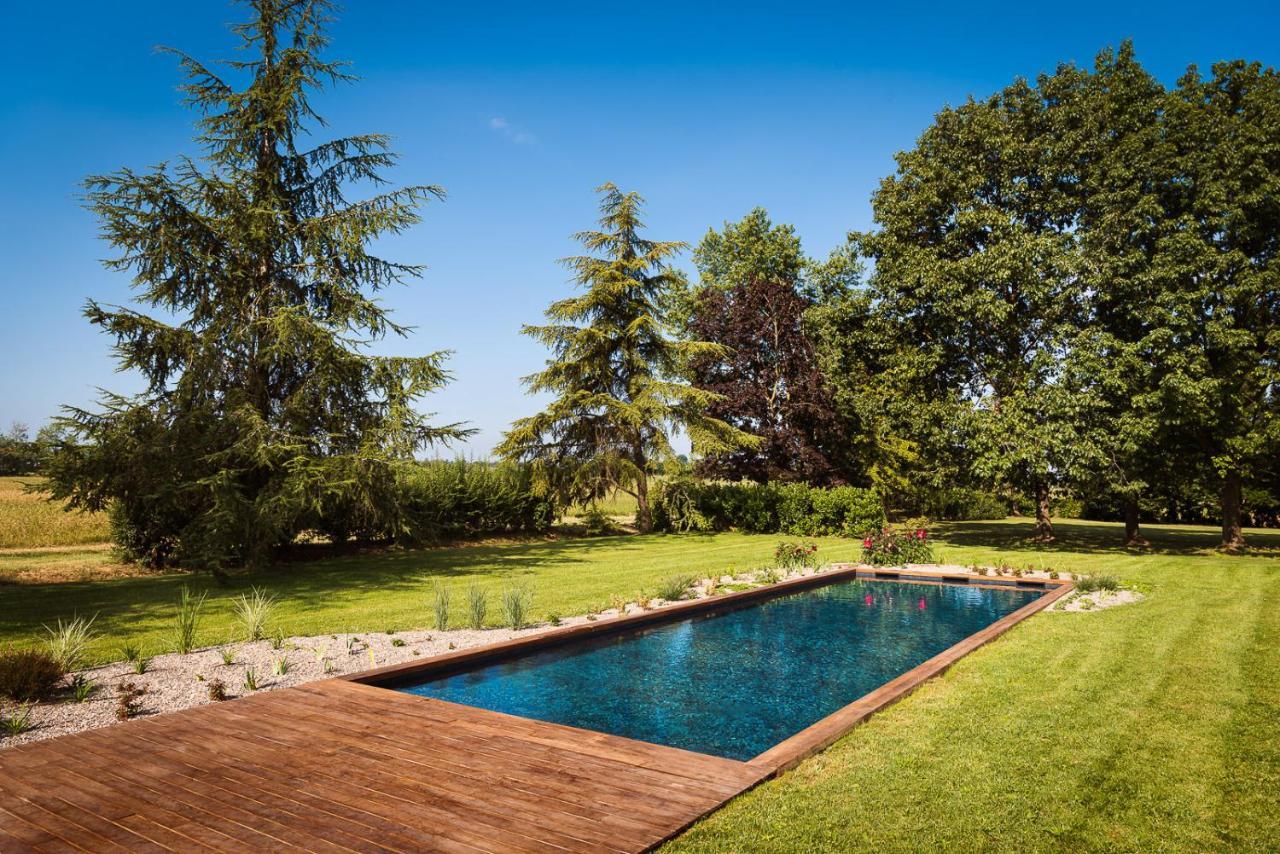Case Zucchi Bioagriturismo Castelnuovo Fogliani Стая снимка