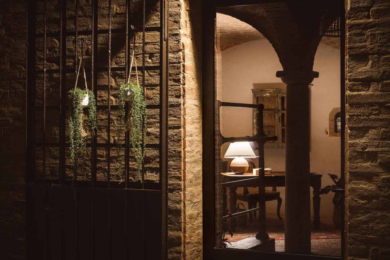 Case Zucchi Bioagriturismo Castelnuovo Fogliani Екстериор снимка